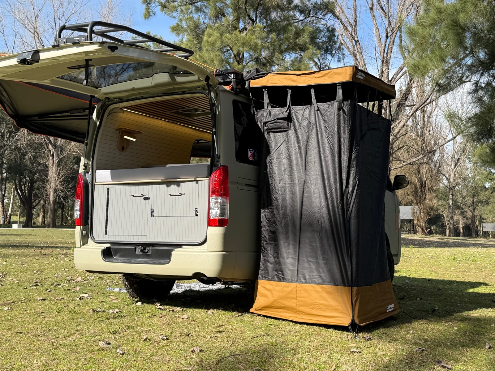 Khaki 4&times;4 Hiace &mdash; Ensuite tent off the rear