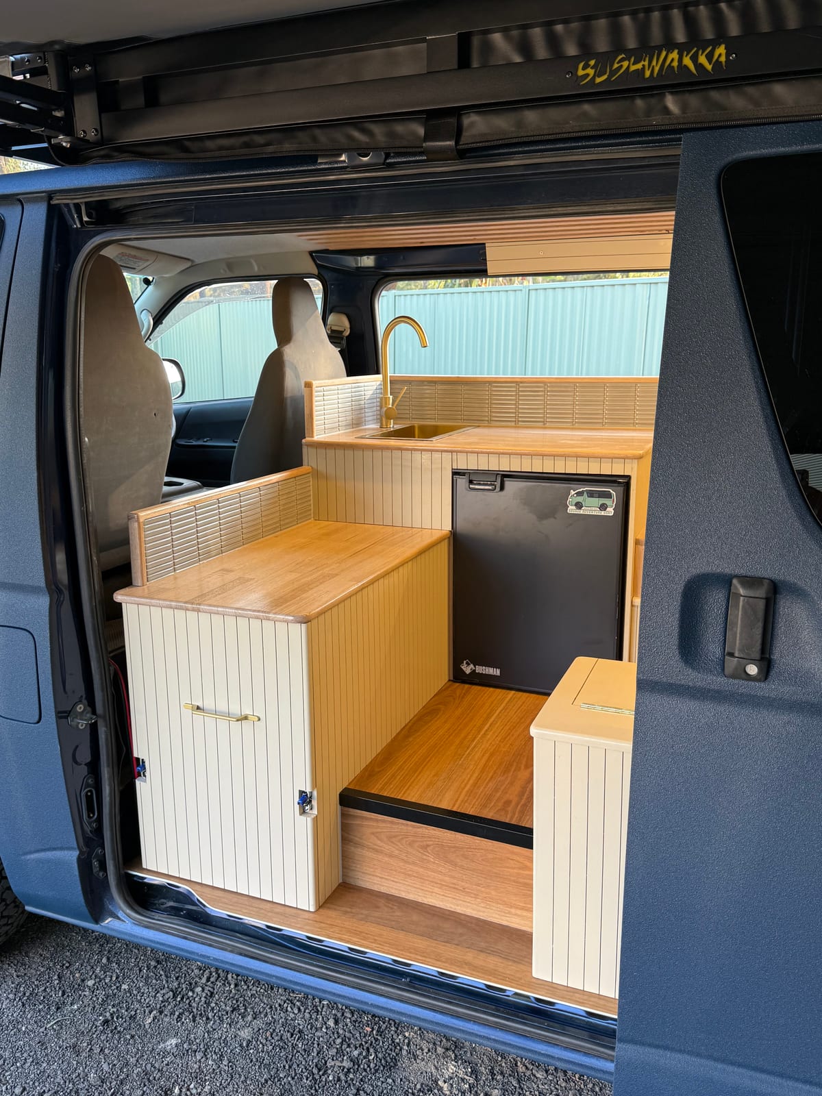 Navy 4&times;4 Hiace &mdash; Galley through the side door