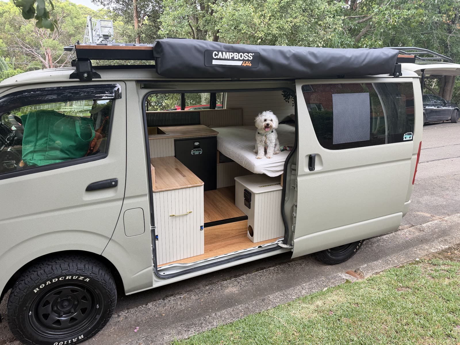 Pop-top up, awning out